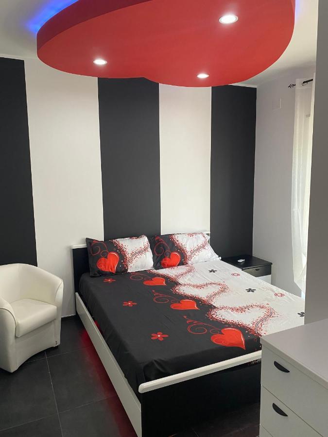 Iris Room 莫诺波利 外观 照片